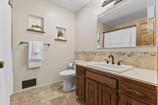 2897 Torchwood Drive, New Brighton, MN 55112