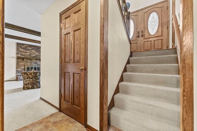 2897 Torchwood Drive, New Brighton, MN 55112