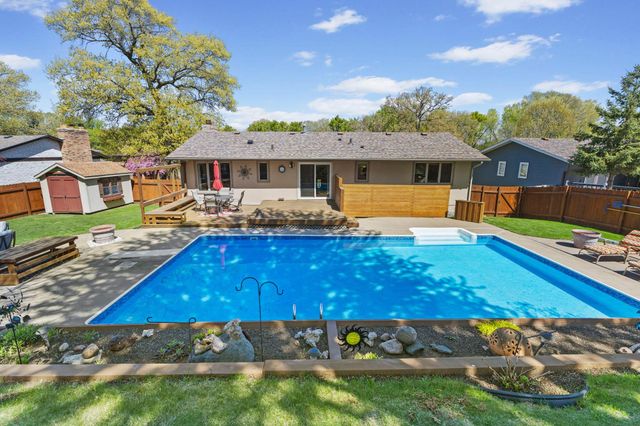 2897 Torchwood Drive, New Brighton, MN 55112