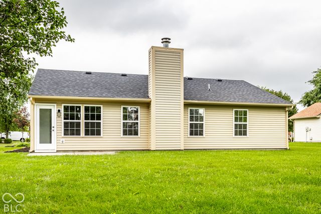 18061 Sanibel Circle, Westfield, IN 46062