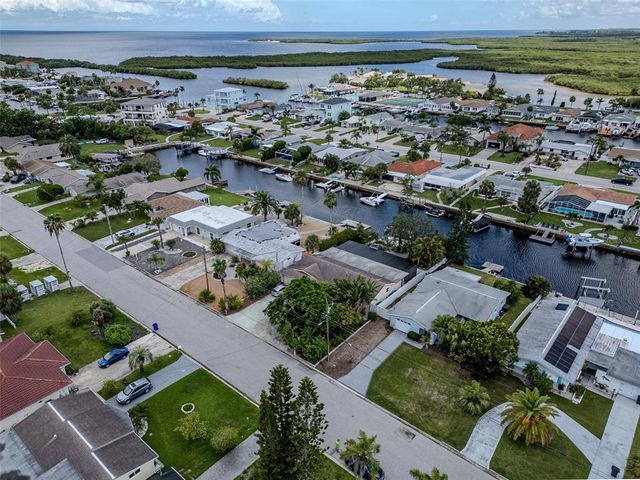 3931 HEADSAIL DRIVE, New Port Richey, FL 34652