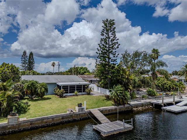 3931 HEADSAIL DRIVE, New Port Richey, FL 34652