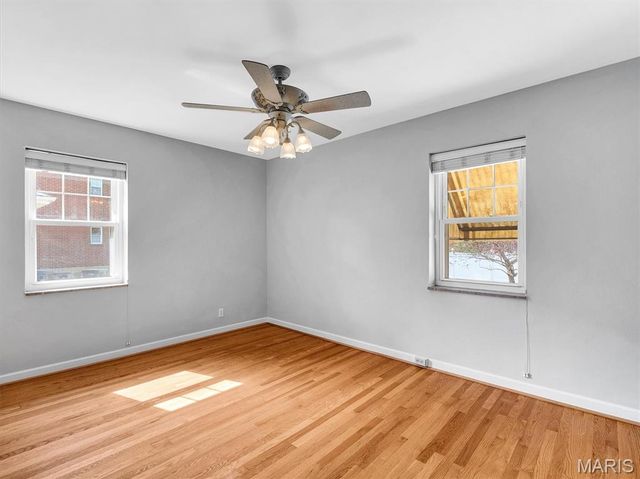 6258 Sunshine Drive, St Louis, MO 63109