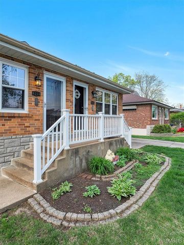 6258 Sunshine Drive, St Louis, MO 63109