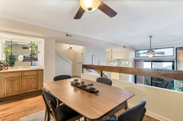 1008 W Riverside Drive 34, Burbank, CA 91506