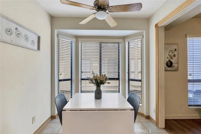 1008 W Riverside Drive 34, Burbank, CA 91506