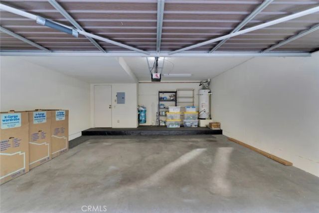 1008 W Riverside Drive 34, Burbank, CA 91506