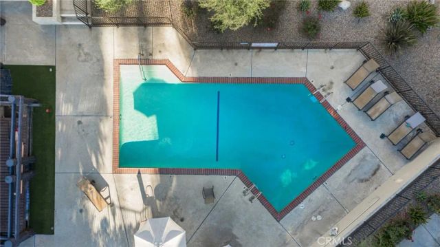 1008 W Riverside Drive 34, Burbank, CA 91506