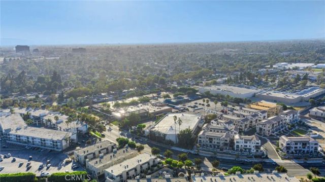 1008 W Riverside Drive 34, Burbank, CA 91506