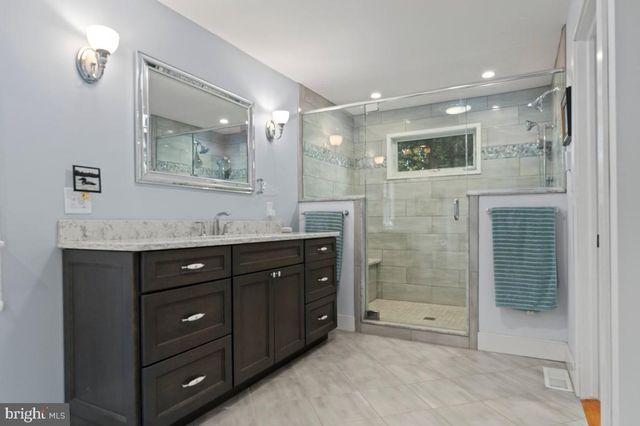 229 UNION ST, Doylestown, PA 18901