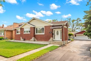 1500 Mandel Avenue, Westchester, IL 60154