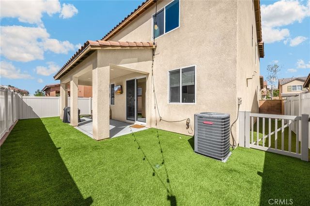 10964 Knoxville Way, Riverside, CA 92503