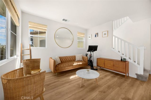 10964 Knoxville Way, Riverside, CA 92503