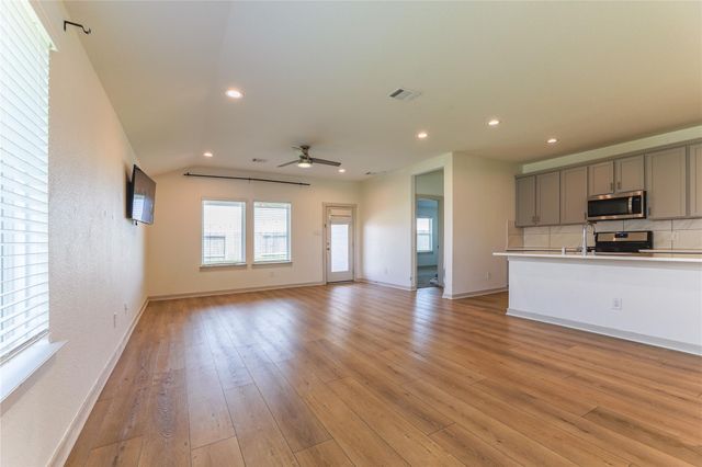 14507 Sweetwater Drive, Baytown, TX 77523