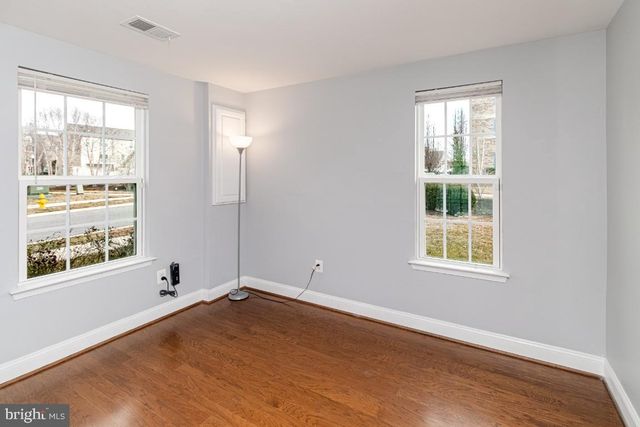 5525 PEANUTS LN, Waldorf, MD 20602