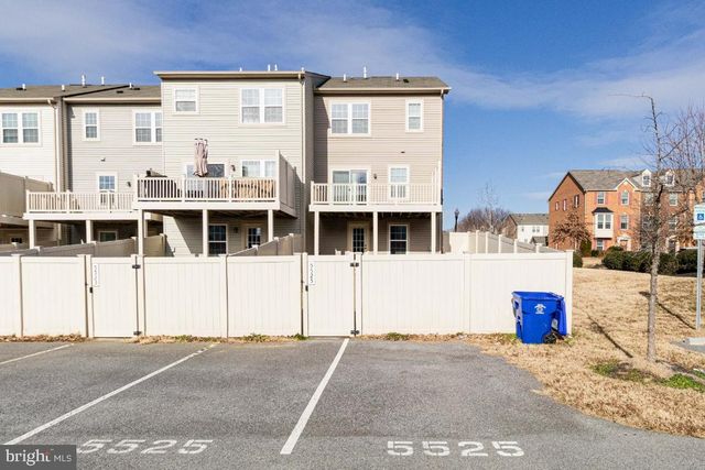 5525 PEANUTS LN, Waldorf, MD 20602