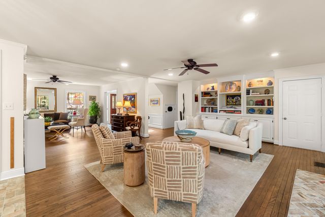 104 Redbud Ln., Hattiesburg, MS 39402