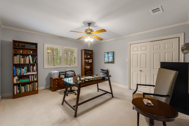 104 Redbud Ln., Hattiesburg, MS 39402