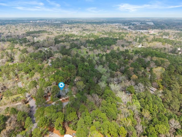 104 Redbud Ln., Hattiesburg, MS 39402