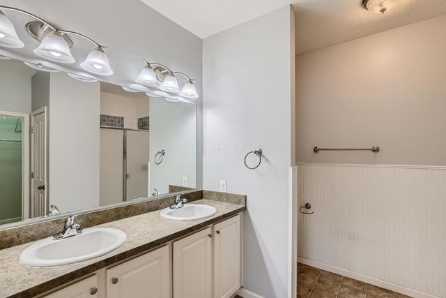 9136 Scenic View Circle, Columbus, OH 43240