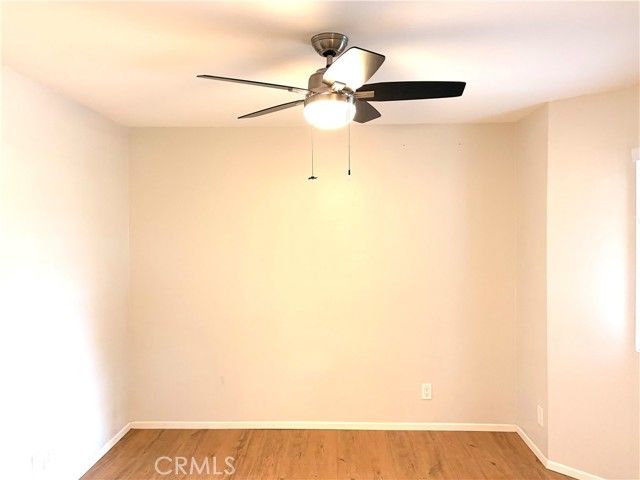 7025 Glade Avenue 19, Canoga Park (los Angeles), CA 91303