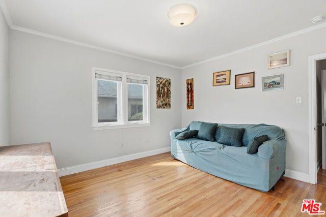 1612 S Genesee Avenue, Los Angeles, CA 90019