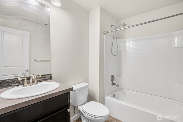 14209 67th Avenue E, Puyallup, WA 98373