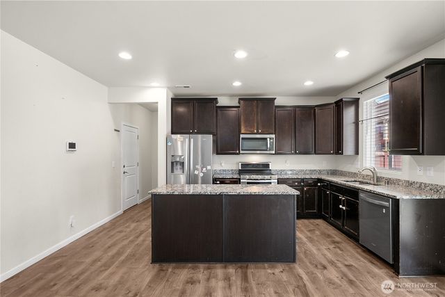 14209 67th Avenue E, Puyallup, WA 98373
