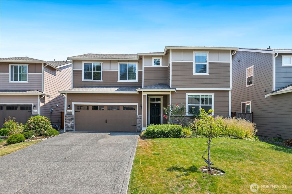 14209 67th Avenue E, Puyallup, WA 98373