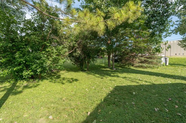 1041 Quincy Street, Mankato, MN 56003
