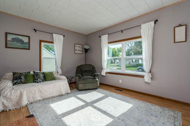 1041 Quincy Street, Mankato, MN 56003