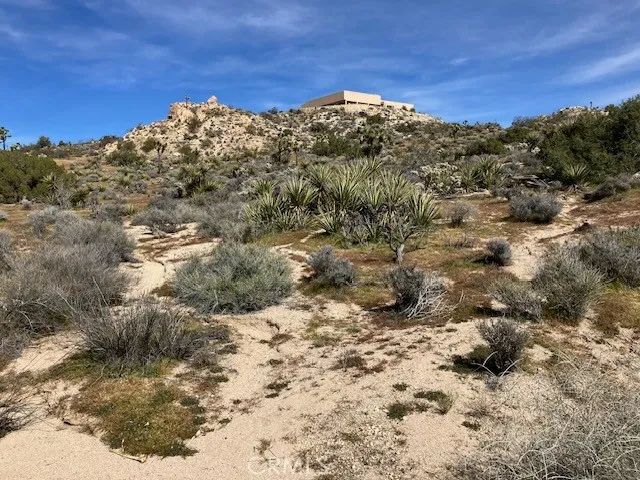 57296 Manzanita, Yucca Valley, CA 92284