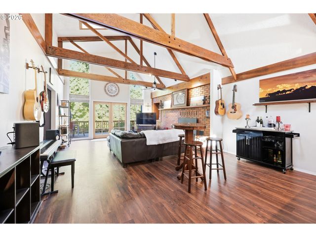 3545 Se 1ST St, Gresham, OR 97080