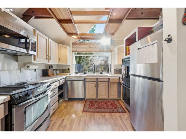 3545 Se 1ST St, Gresham, OR 97080