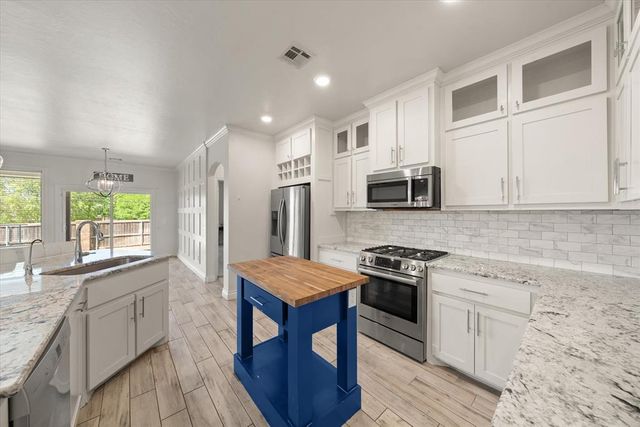 801 NW 192nd Terrace, Edmond, OK 73012