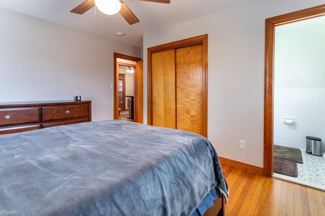 15 Sanford DR, Newport News, VA 23601