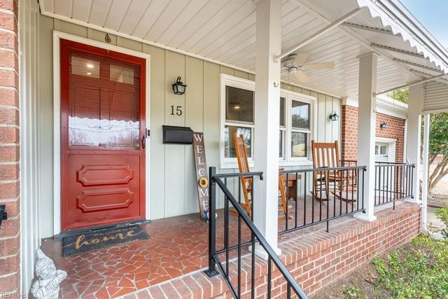 15 Sanford DR, Newport News, VA 23601