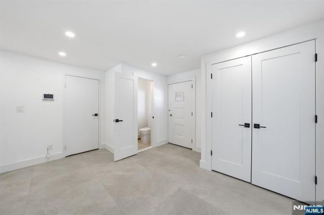 40 Magnolia Avenue, Tenafly, NJ 07670