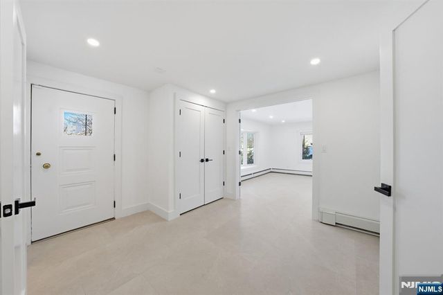 40 Magnolia Avenue, Tenafly, NJ 07670