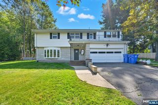 40 Magnolia Avenue, Tenafly, NJ 07670