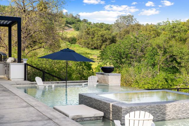 1905 Vista Cielo, Newcastle, CA 95658
