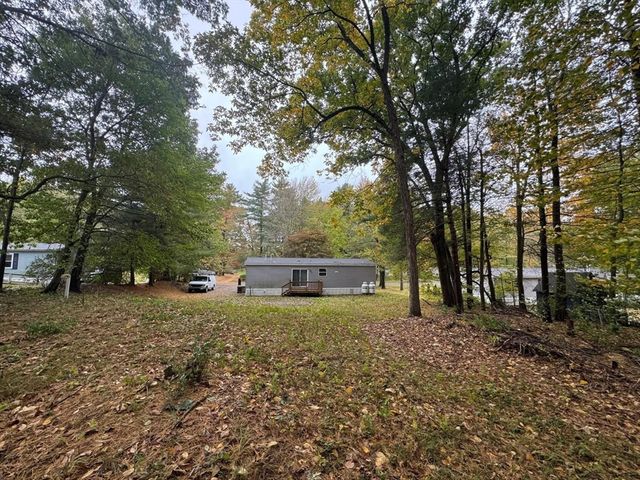 42 Kendell Ln, Salisbury, MA 01952