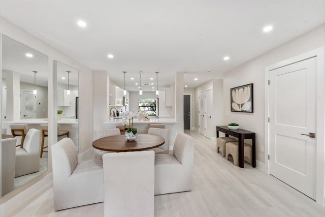 47 Stratford Lane W F, Boynton Beach, FL 33436