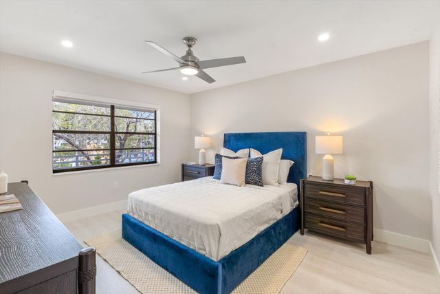 47 Stratford Lane W F, Boynton Beach, FL 33436