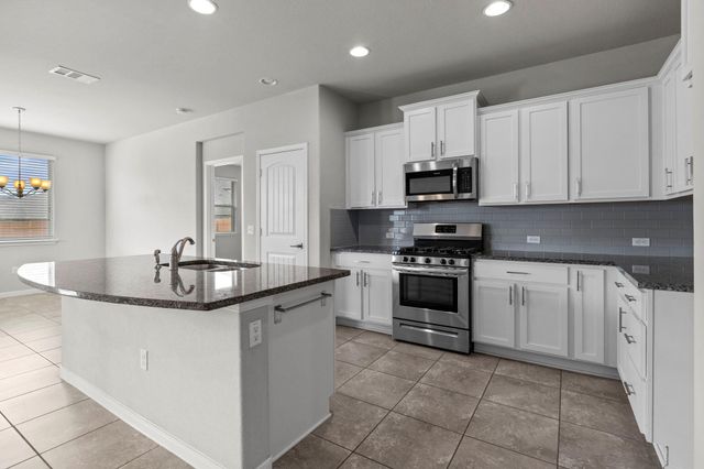 2309 Lyla LN, Leander, TX 78641