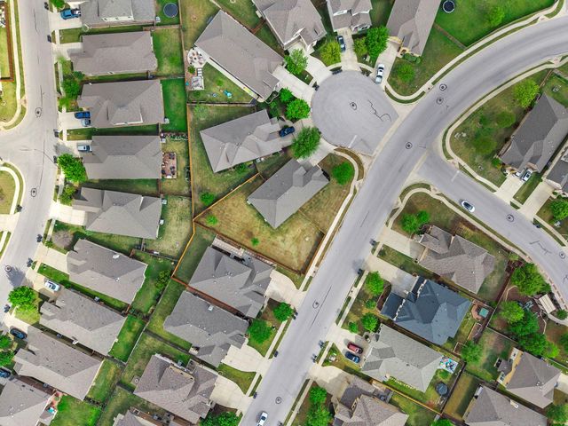 2309 Lyla LN, Leander, TX 78641