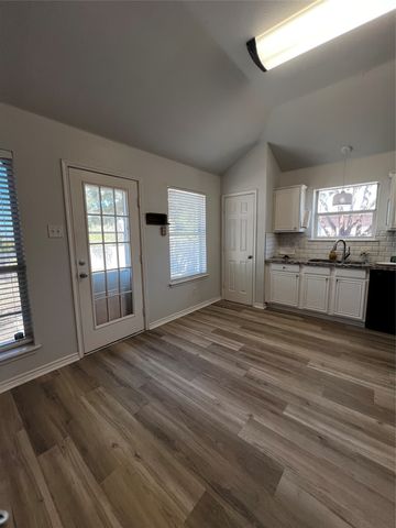 1309 Indian Wells Trail, Midlothian, TX 76065