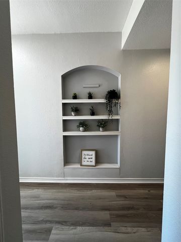1309 Indian Wells Trail, Midlothian, TX 76065