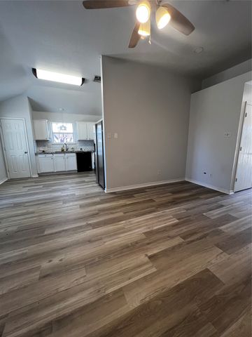 1309 Indian Wells Trail, Midlothian, TX 76065