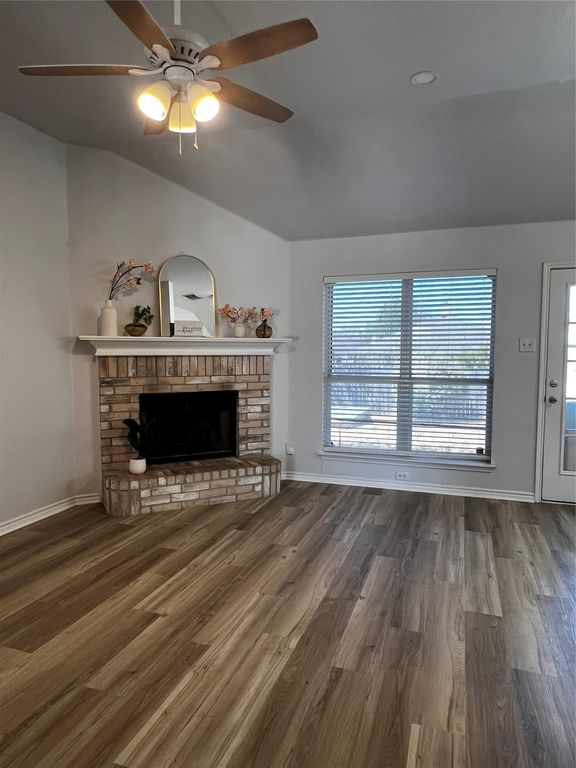1309 Indian Wells Trail, Midlothian, TX 76065